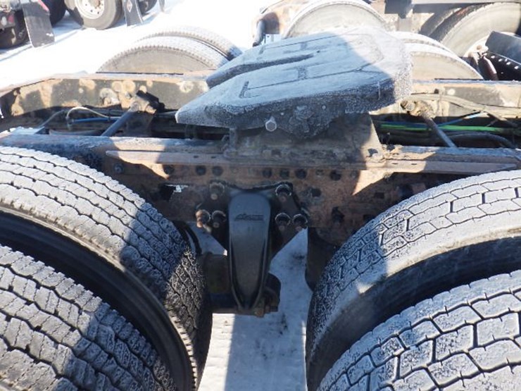 2013-freightliner-cascadia-125-image-6