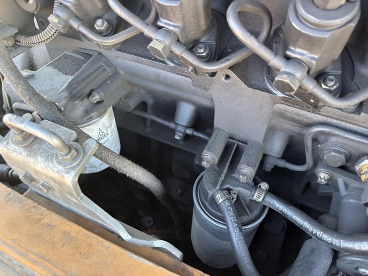 case-d21e-wheel-loader-image-39