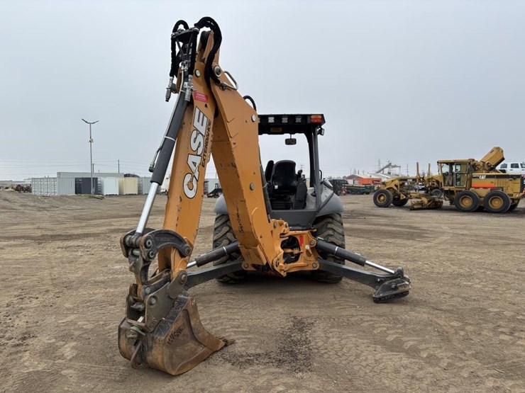 2018-case-580sn-image-8