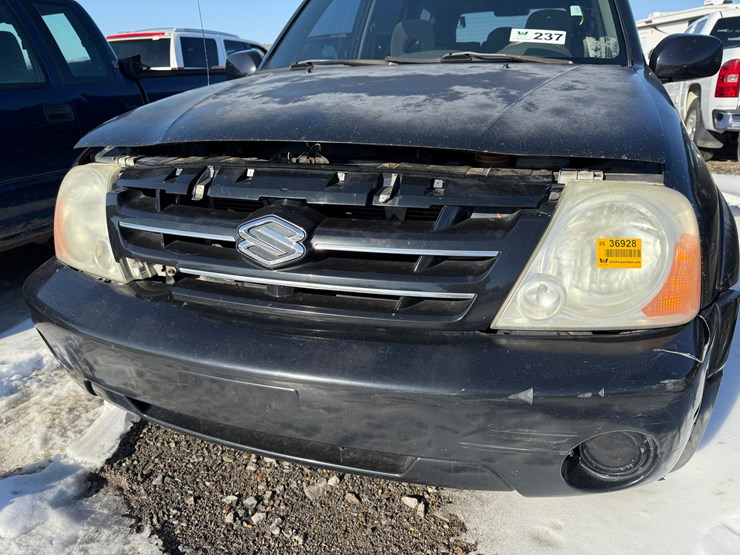 2005-suzuki-xl7-image-20