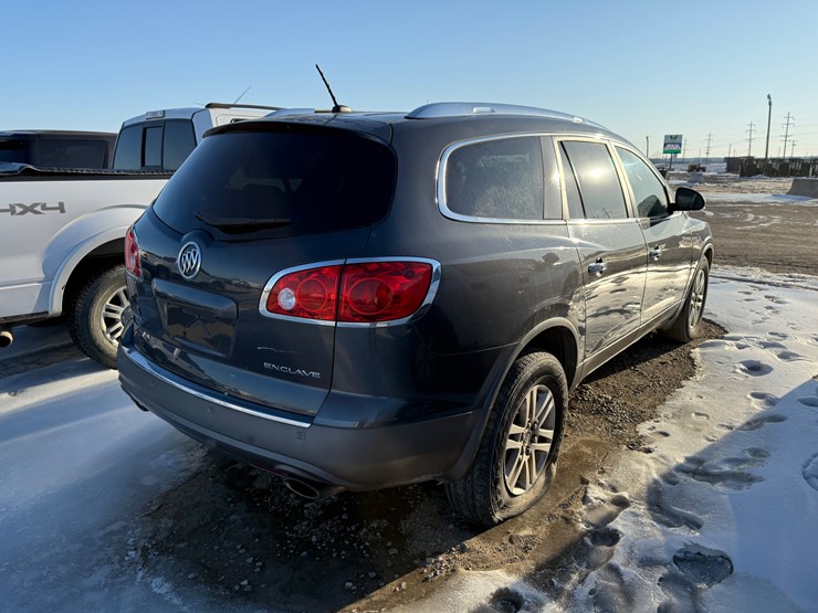 2012-buick-enclave-image-3