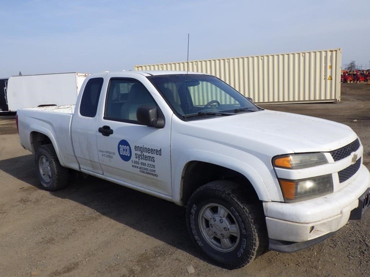 2004-chevrolet-colorado-image-2