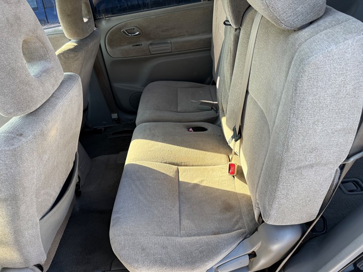 2005-suzuki-xl7-image-32