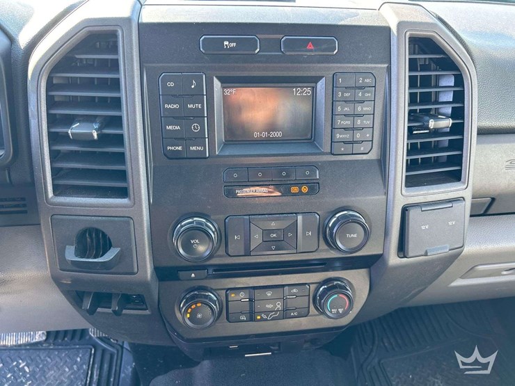 2017-ford-f250-image-16