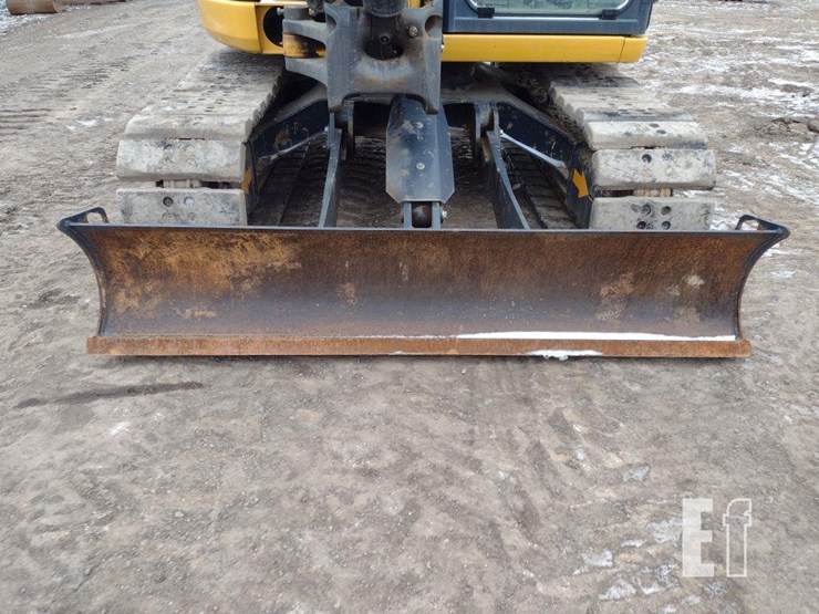 2021-deere-85g-image-19