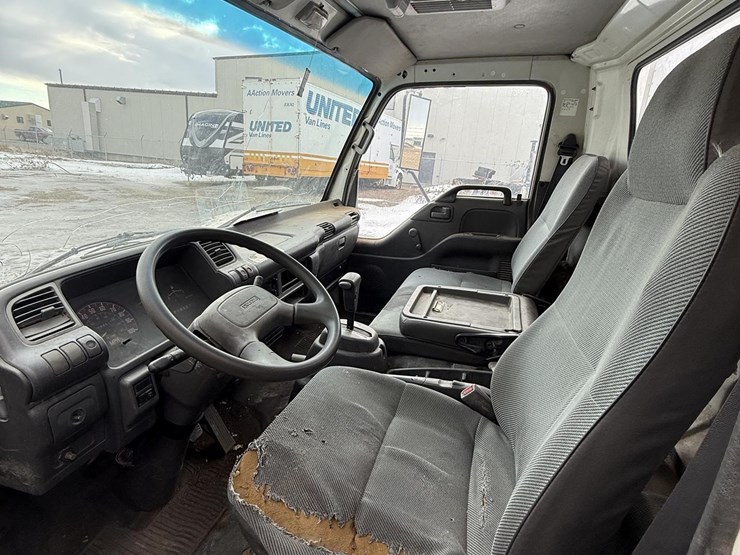 1998-isuzu-npr-image-5