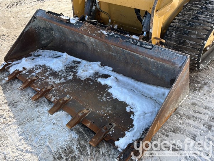 2023-caterpillar-259d3-image-14