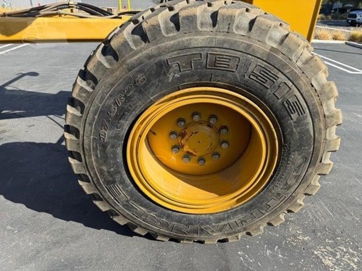 2023-caterpillar-140gc-image-16