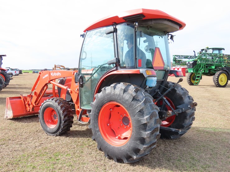 2022-kubota-mx5400-image-10