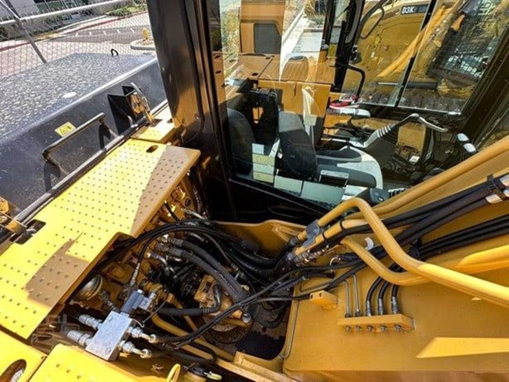2019-caterpillar-312fgc-image-21