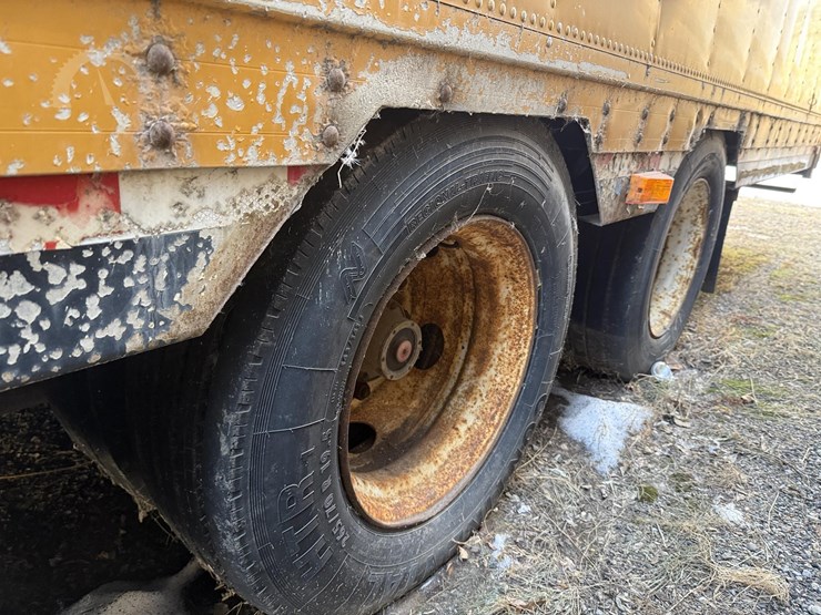 1997-kentucky-trailer-image-16