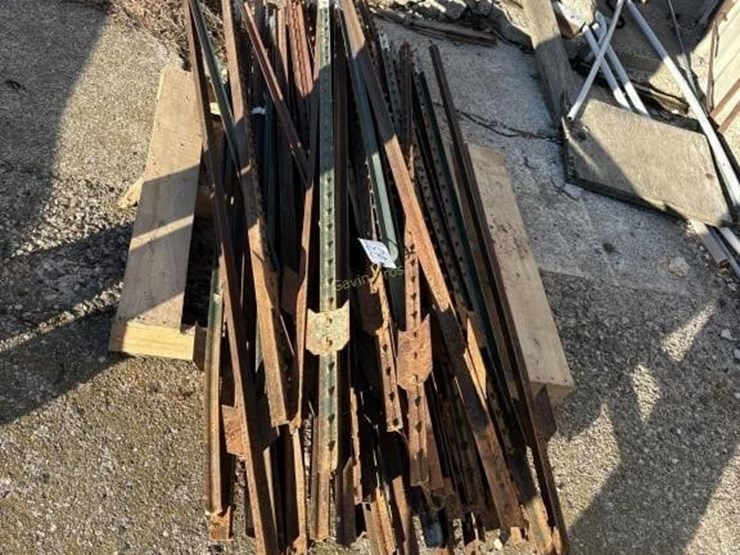 50-6'-t-posts-image-1