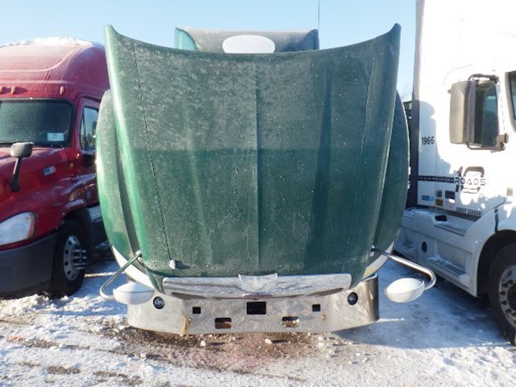 2017-peterbilt-579-image-21