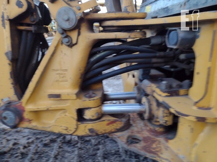 2005-caterpillar-420d-image-34
