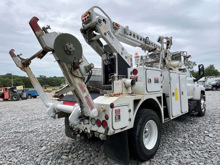 2005-gmc-c8-cable-placer-truck-image-36