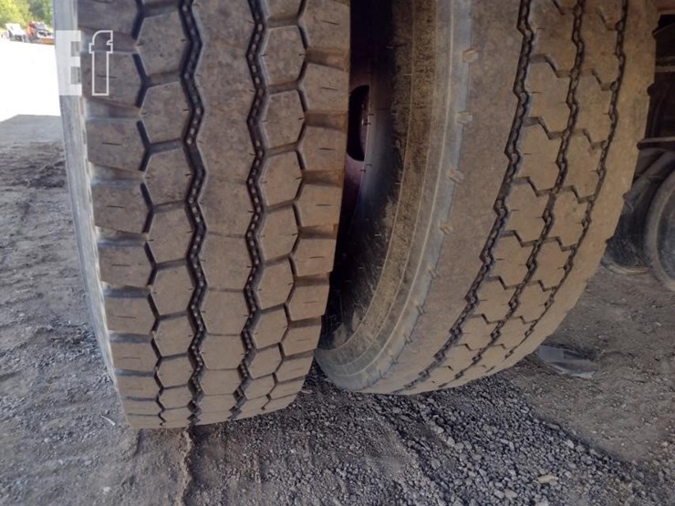 2008-international-durastar-4300-image-25