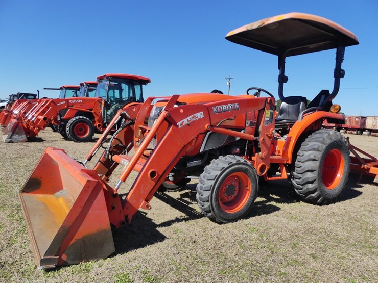 2020-kubota-l3901-image-1