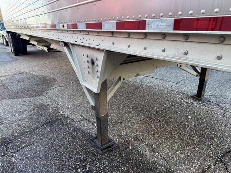 2014-wilson-hopper-bottom-image-16