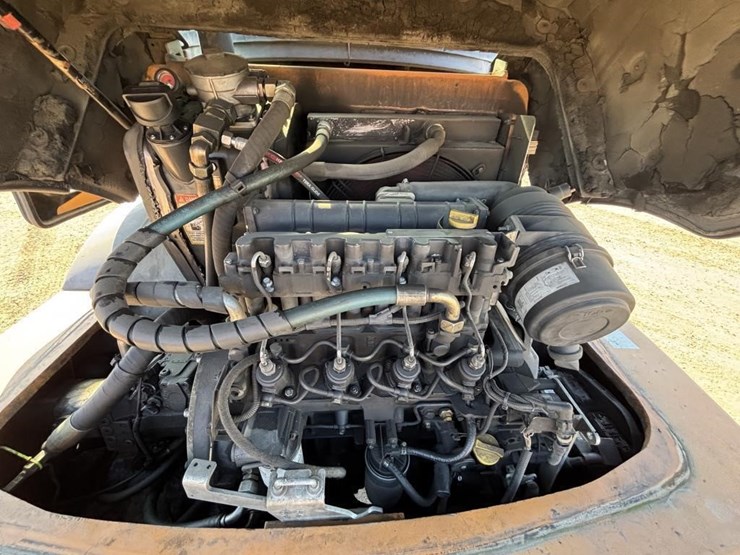 case-d21e-wheel-loader-image-34