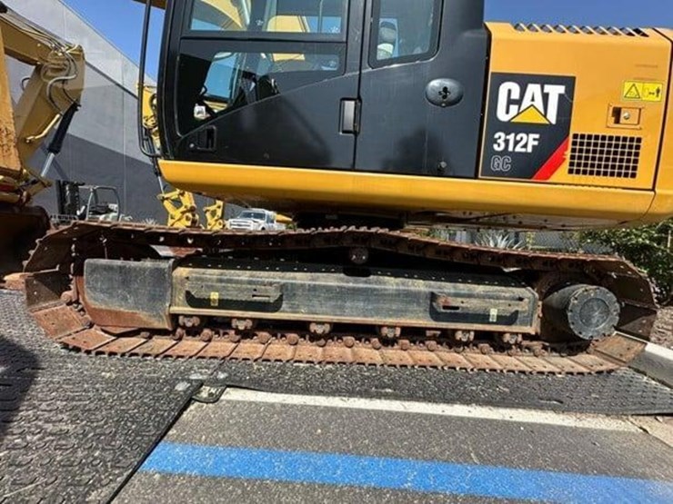2019-caterpillar-312fgc-image-12
