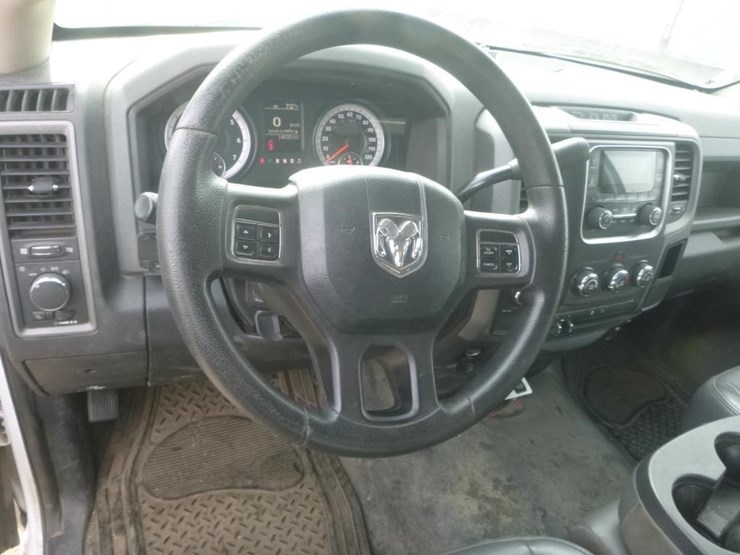 2014-dodge-1500-image-8