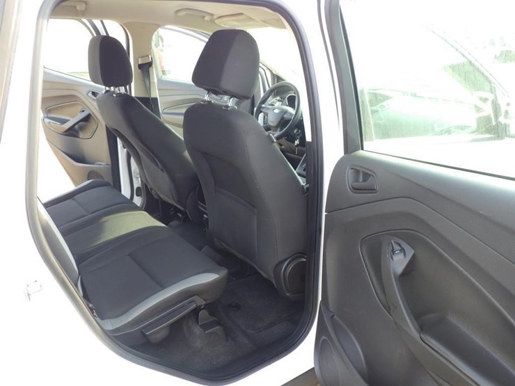 2013-ford-escape-image-8