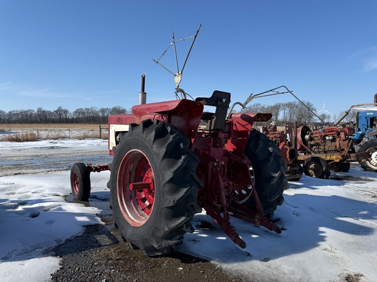 1965-international-706-image-19