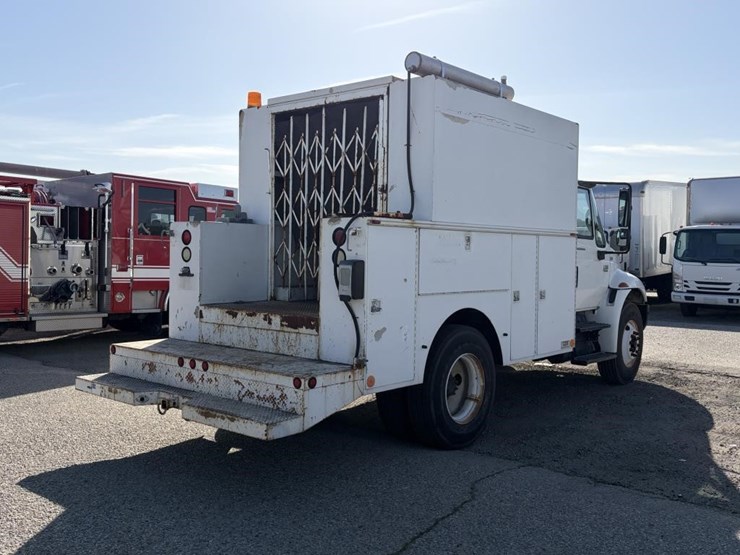 2004-international-4300-sba-image-4