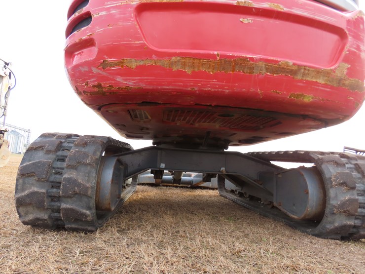 2020-takeuchi-tb235-2-image-11