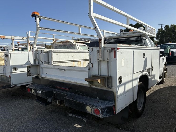 2008-ford-f350-image-3