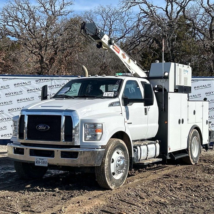 2018 FORD F750