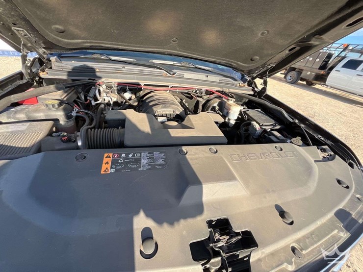 2019-chevrolet-tahoe-image-8