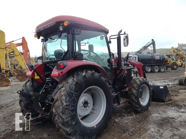case-ih-farmall-95a-image-28