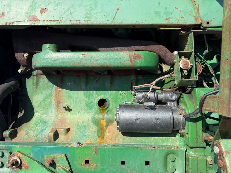 john-deere-4020-image-35