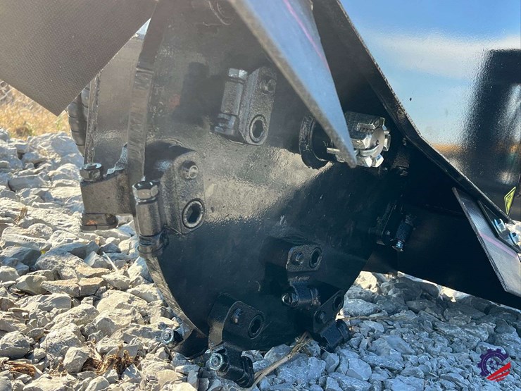 2026-topcat-ecssstg200-skid-steer-stump-grinder-attachment-image-5