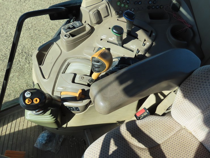 john-deere-6120m-image-12