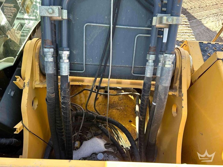 2015-john-deere-350g-excavator-image-15