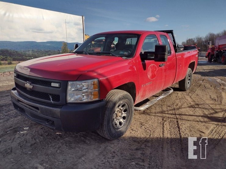 11-chevy-1500-truck^title^-image-30