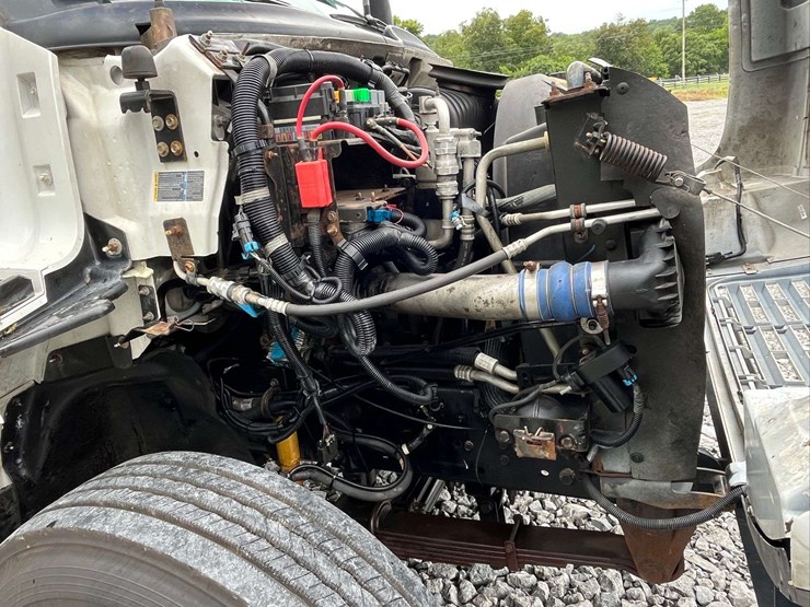 2005-gmc-c8-cable-placer-truck-image-62