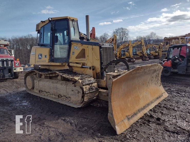 2008-deere-750j-image-43