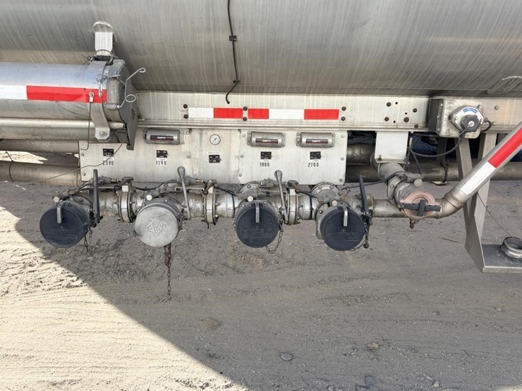 trailmobile-tanker-image-10