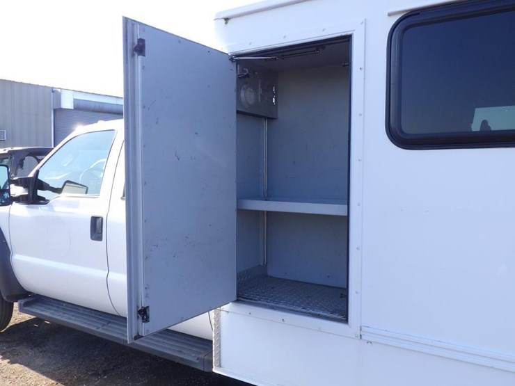 2012-ford-f550-image-10