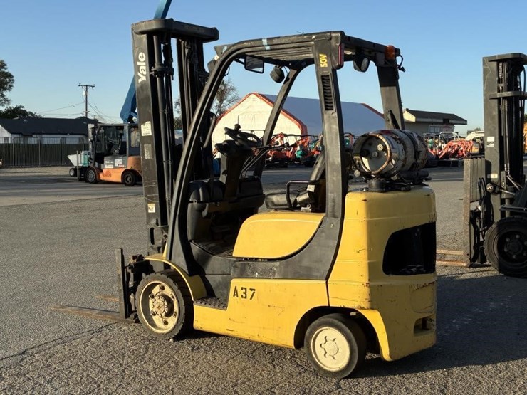 2008-yale-glc050vxnvse094-forklift-image-4
