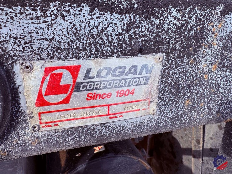 2017-mack-granite-gu713-image-44