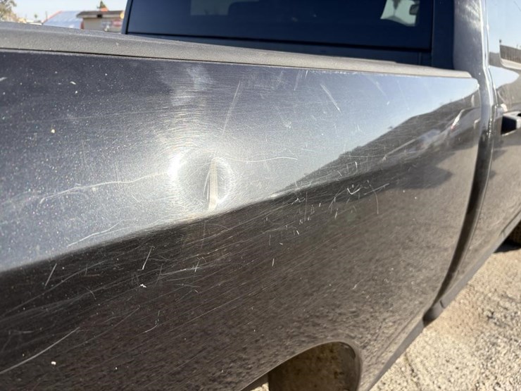 2015-dodge-ram-2500-image-31