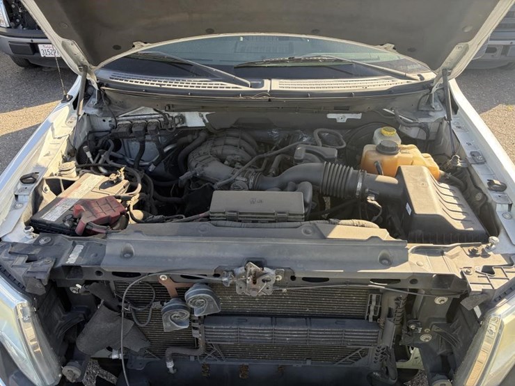 2014-ford-f150-image-21