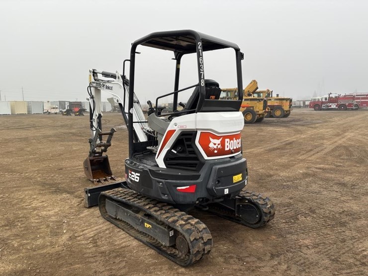 2021-bobcat-e26-image-4