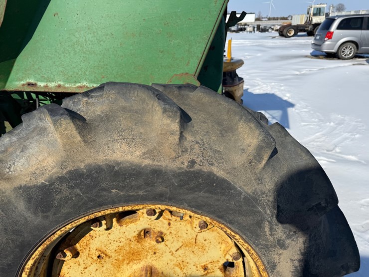 john-deere-4020-image-27