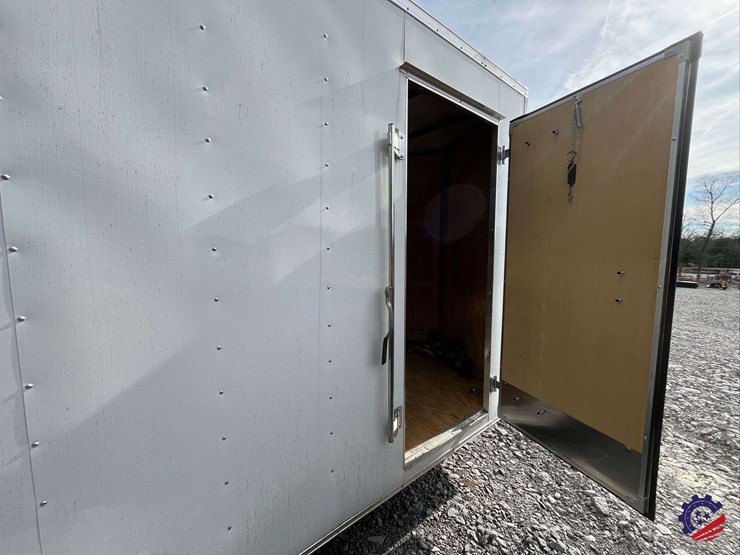 2023-homesteader-16’-enclosed-tag-trailer-image-23