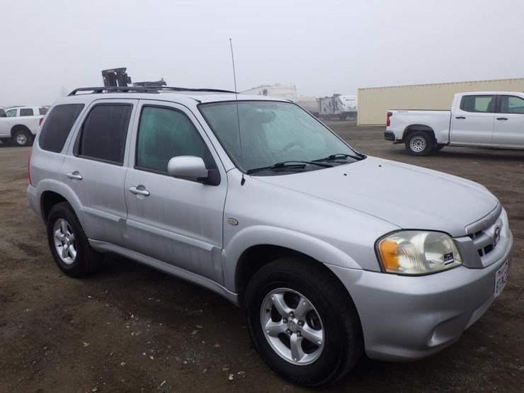 2005-mazda-tribute-image-2
